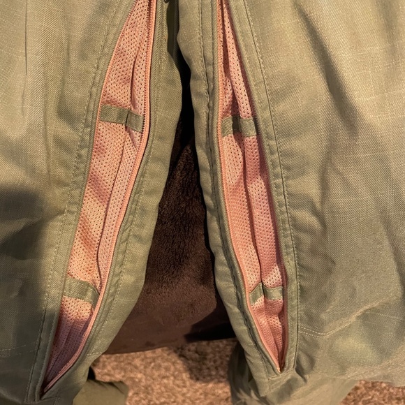 686 SNOWBOARD / SKI PANTS - Picture 4 of 5